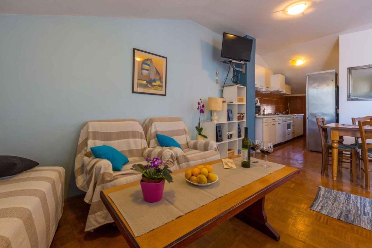 Apartment In Crikvenica 5600 Luaran gambar